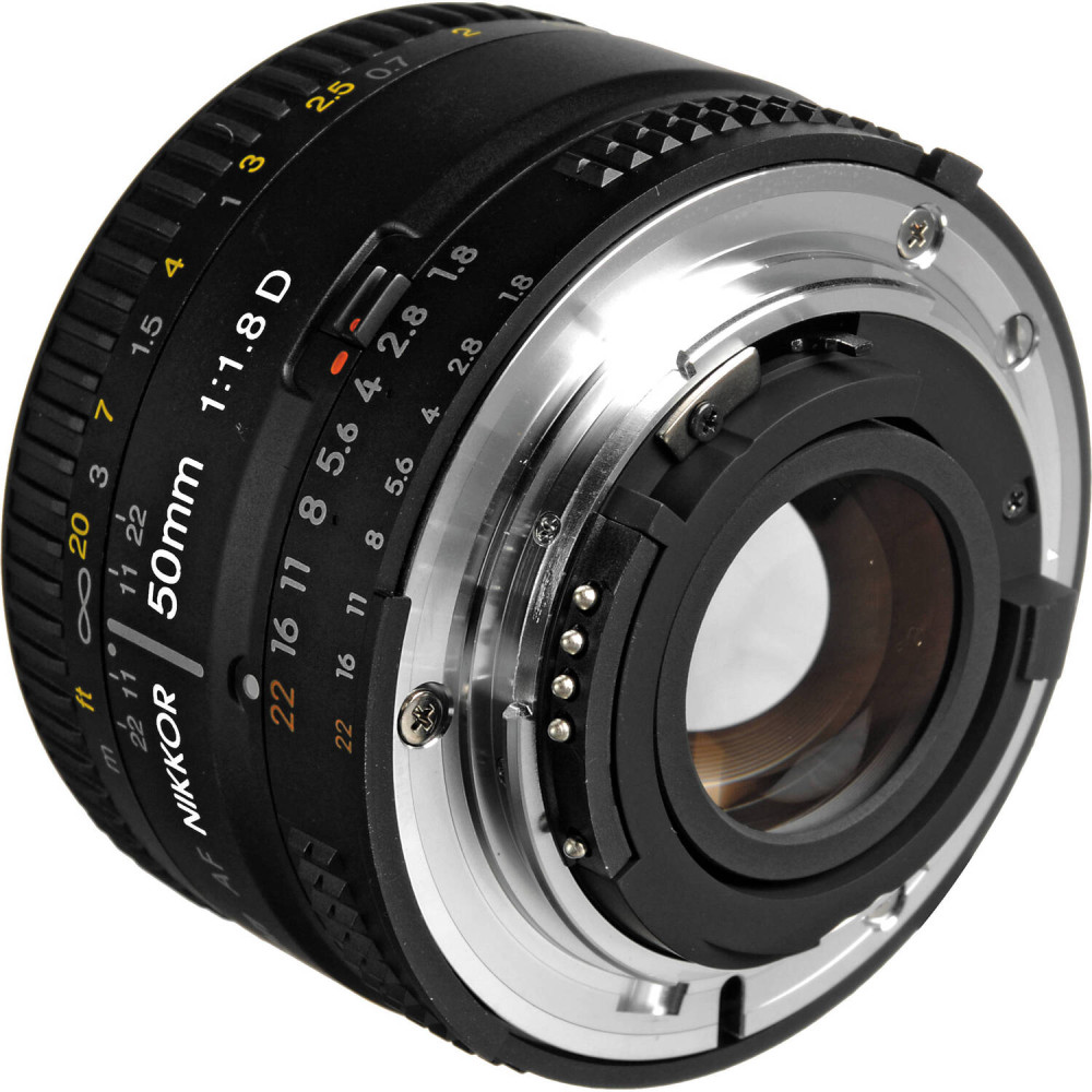 Об'єктив Nikon 50 mm f/1.8D AF NIKKOR