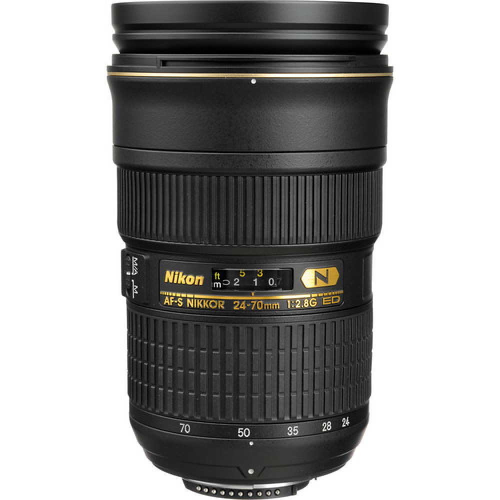 Об'єктив Nikon 24-70mm f/2.8G ED AF-S