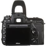 Цифровая зеркальная фотокамера Nikon D7500 Body Black VBA510AE