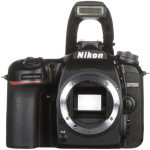 Цифровая зеркальная фотокамера Nikon D7500 Body Black VBA510AE