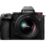 Цифровая фотокамера Panasonic Lumix S DC-S5M2KEE Kit S-R2060E f/3.5-5.6