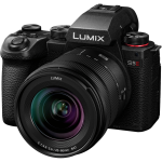 Цифровая фотокамера Panasonic Lumix S DC-S5M2KEE Kit S-R2060E f/3.5-5.6