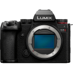 Цифровая фотокамера Panasonic Lumix S DC-S5M2KEE Kit S-R2060E f/3.5-5.6