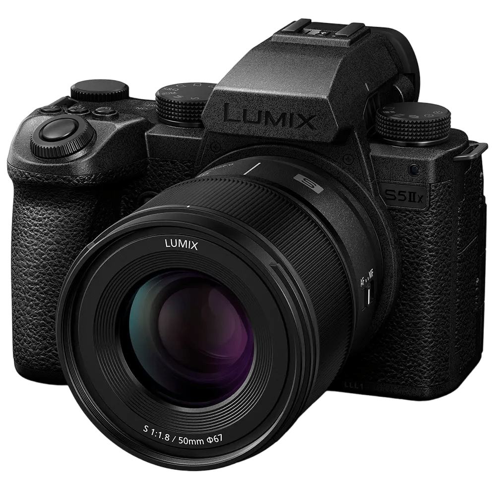 Цифровая фотокамера Panasonic Lumix S DC-S5M2XKEE Kit + S-R2060E f/3.5-5.6
