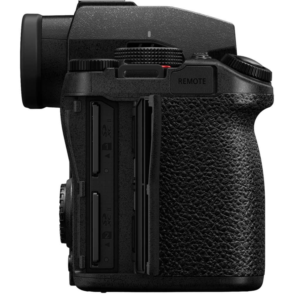 Цифровая фотокамера Panasonic Lumix S DC-S5M2XKEE Kit + S-R2060E f/3.5-5.6