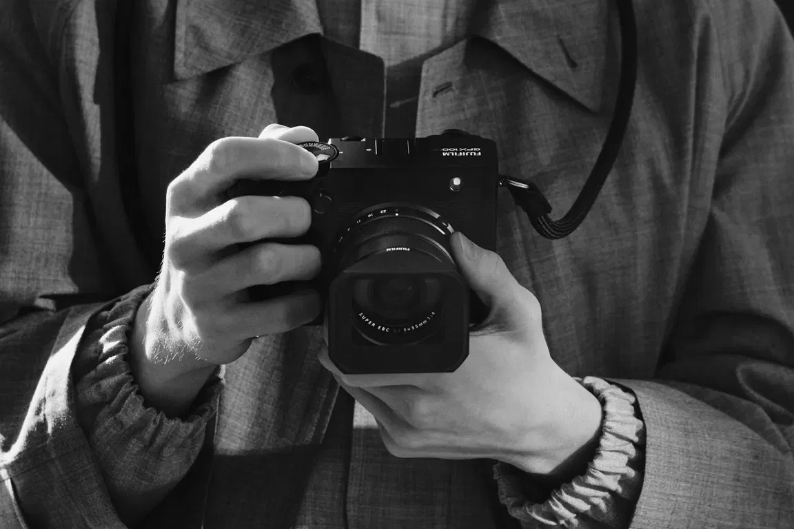 Fujifilm GFX100RF возможности