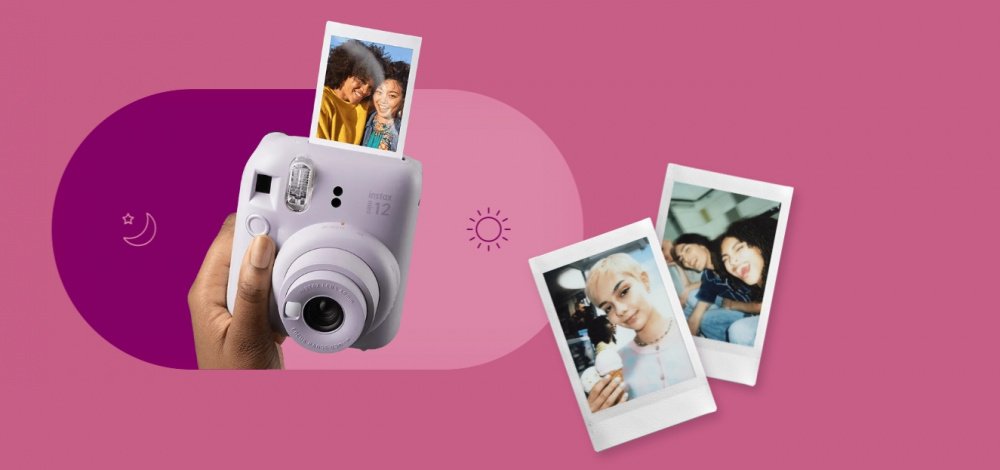 Fujifilm Instax Mini 12 Lilac Purple в использовании