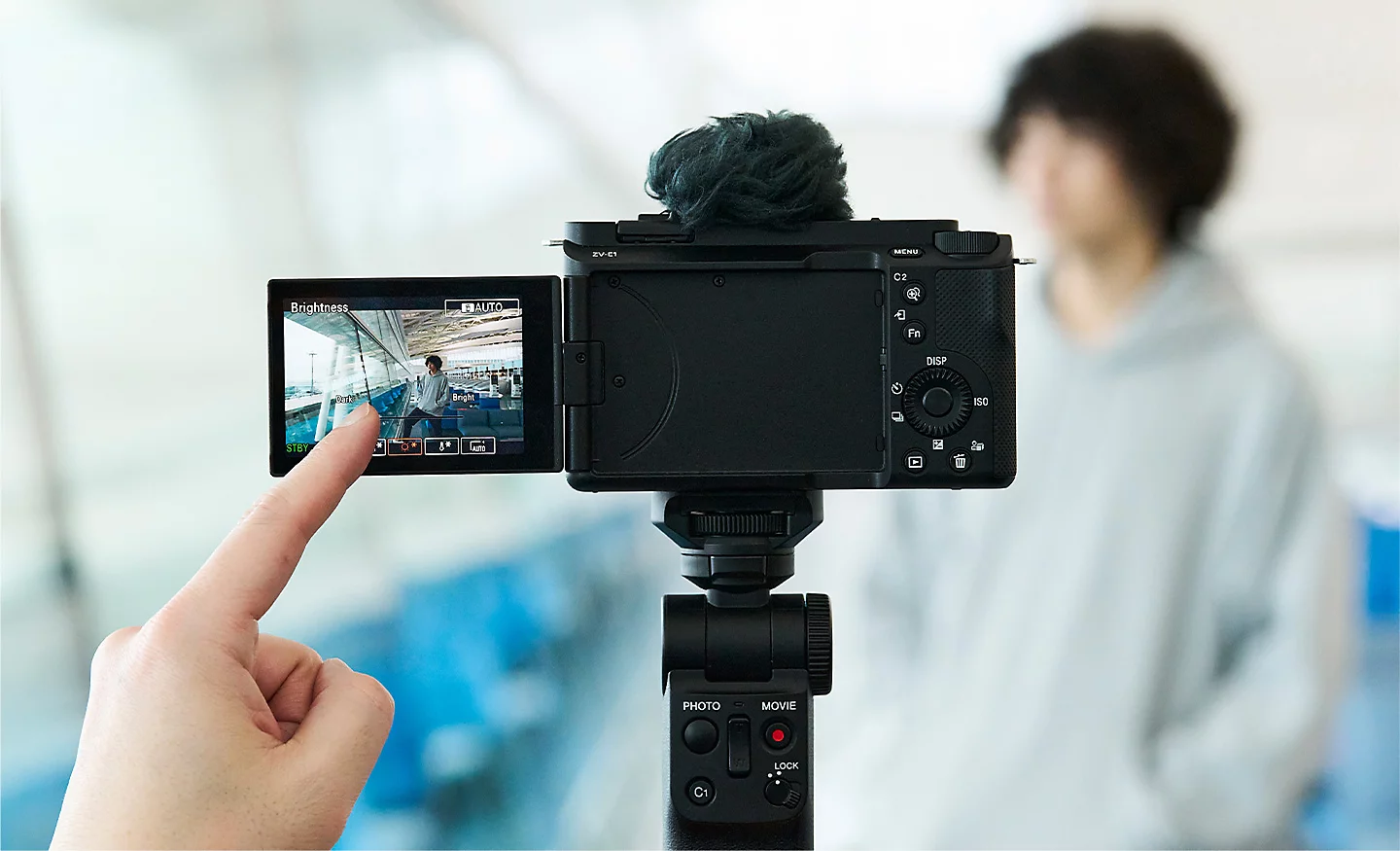 Sony ZV-E1 — стриминг, подключение и экосистема