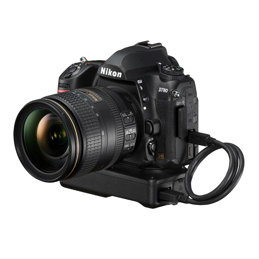 Nikon D780